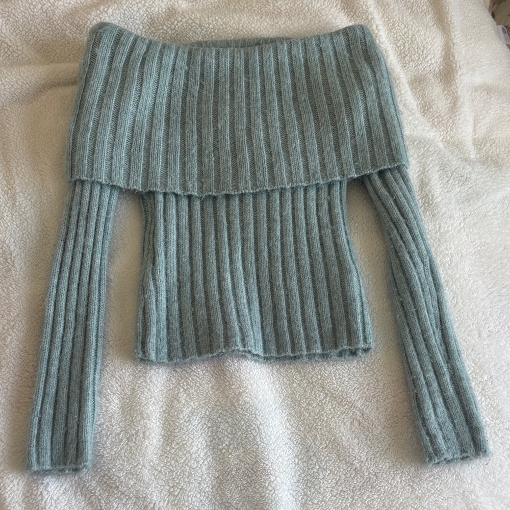 Abercrombie Women's Ribbed Off-Shoulder Sweater Blue